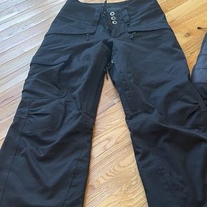 Women’s Patagonia H2NO Snow Pants